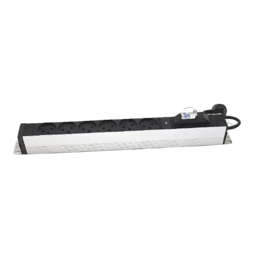 פנל 6 Power outlet